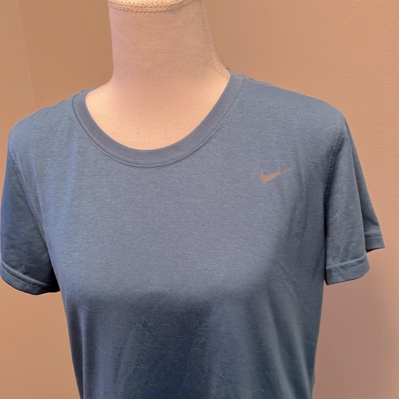 NEW Nike T shirt - Picture 2 of 3